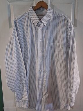 Gold Label Men's Long-Sleeve Button-Down Dress Shirt - Blue & White Stripe